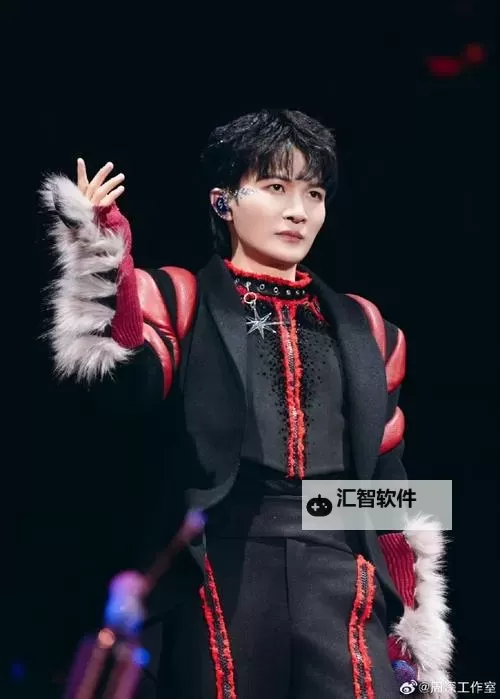 周深唱响征途之歌：音乐旅途中的不凡征途图1