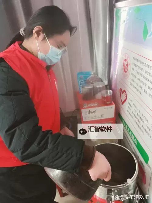 志愿者返乡被骂哭：一段温暖与心酸的真实故事图1