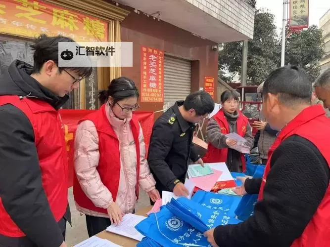 志愿者返乡被骂哭：一段温暖与心酸的真实故事图2