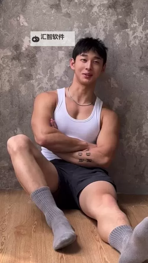 热血青春：Chunese Boy GV 展现强壮肌肉魅力图1