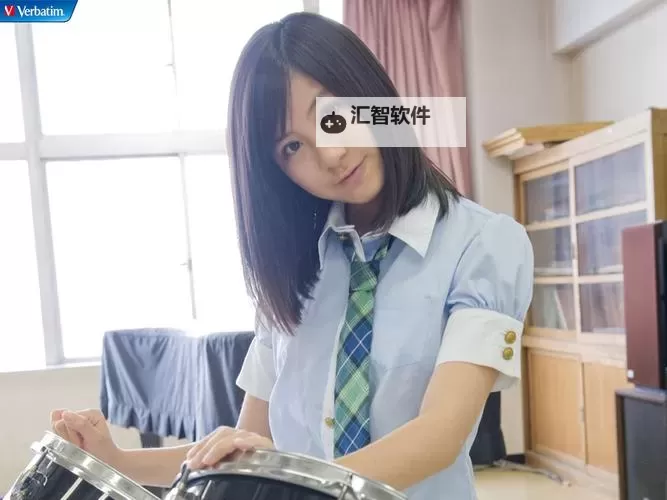 探索四色播播婷婷：多彩视界的绚丽体验图1