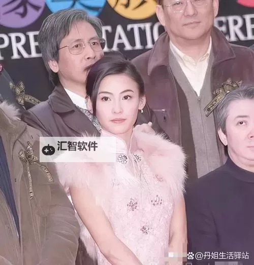 张柏芝的毛太茂密了：自然美的真实展现图1