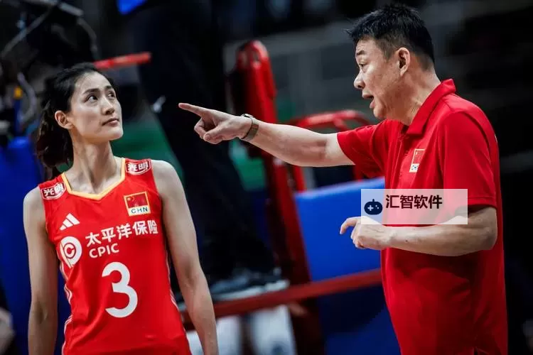 中国女排1比3不敌加拿大女排：战术调整未及预期失利遗憾图1