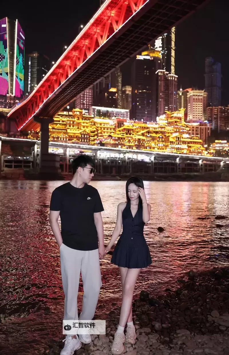 探索唯美爱情：最美情侣在线视频精选推荐图1