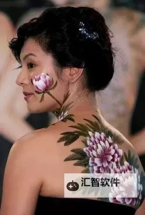 探索极致美感：337p:cc亚洲人体艺术精彩赏析图1