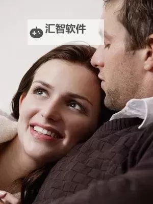 欧美男女床上爱爱：激情与浪漫完美融合的瞬间图1