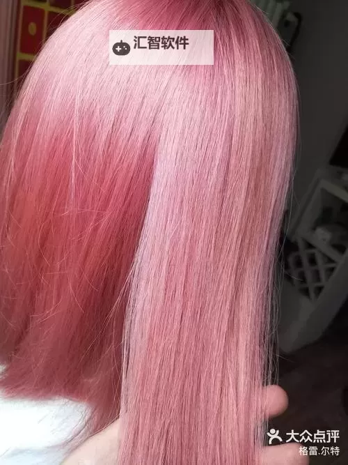 色久接接：探索永恒色彩的精彩交织图1