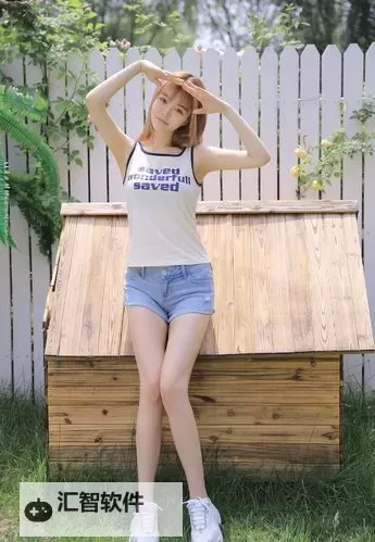 超碰婷婷：青春与精彩共舞的动人瞬间图1