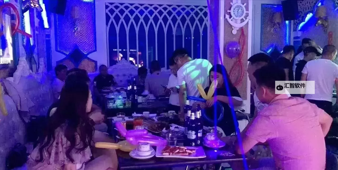 永年河北铺KTV：四男六女欢聚一堂的精彩夜晚图1