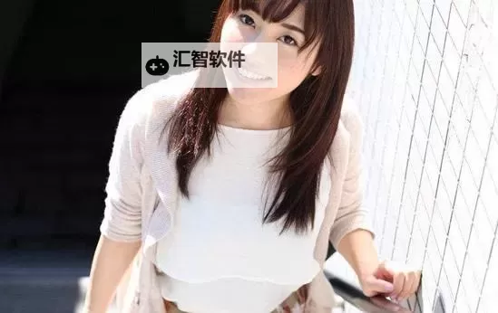 探索长泽梓作品封面：经典与创新的视觉盛宴图1