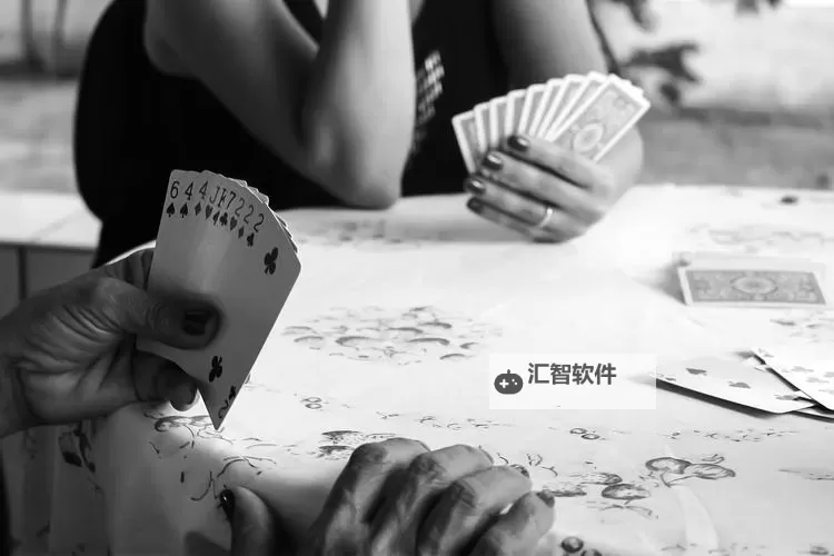 在床上打扑克全程不盖被子吗：你知道这样的玩法安全吗？图1