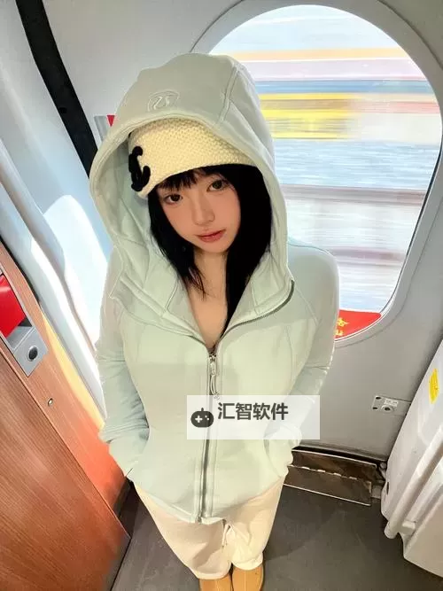 探索精彩内容：itàl关于luluhei噜噜黑在线视频的最新资讯与精彩片段图1