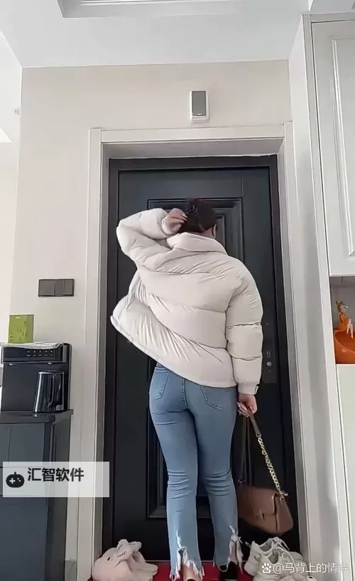 悬疑文学短篇：正确走后门的方法视频——一段关于欲望与安全的虚构故事图1