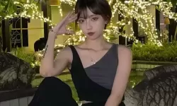 在日本XXXXXXXXXX18的旅程里，樱花与旧城在雨中回响